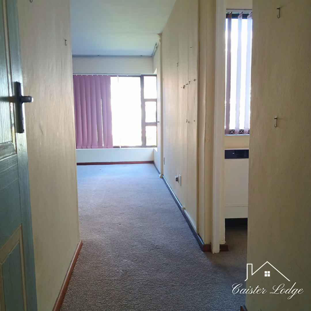 Studio Apartment - (Unit 16&17) photo 2