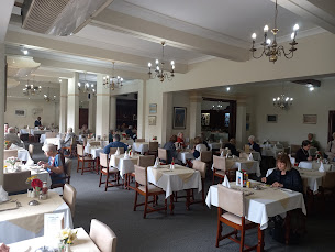 Upmarket Dining Experience